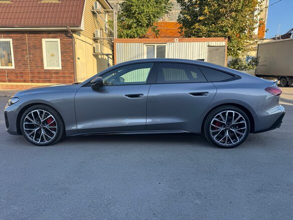 2026 Audi A5 L Sportback III (B10), серый, 5700000 рублей - вид 5