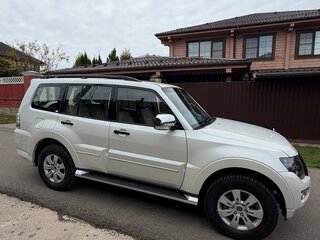 2019 Mitsubishi Pajero IV Рестайлинг 2, белый, 4850000 рублей, вид 3