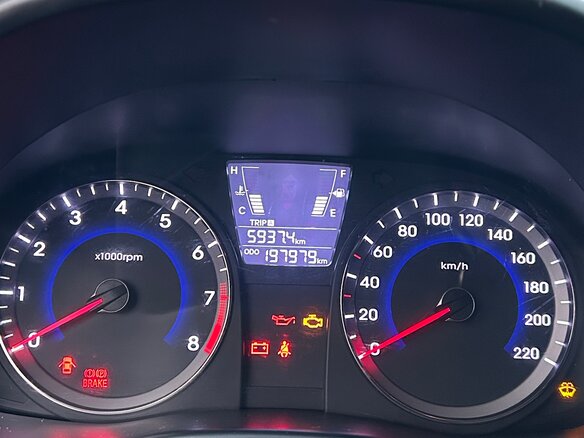 2013 Hyundai Solaris I, серебристый - вид 11