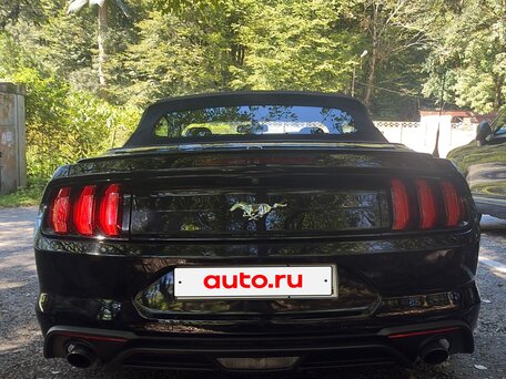 2018 Ford Mustang VI Рестайлинг, чёрный, 2400000 рублей, вид 3