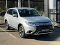 2018 Mitsubishi Outlander III Рестайлинг 3, серебристый, 2159000 рублей