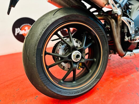 2011 Triumph Speed Triple, чёрный, 550000 рублей - вид 20