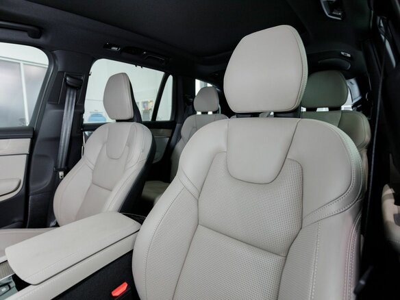 2026 Volvo XC90 B6 II Рестайлинг 2, серый - вид 10