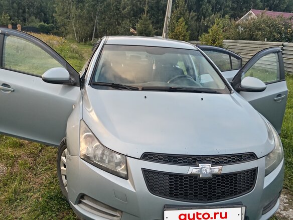 2012 Chevrolet Cruze I, серый, 515000 рублей - вид 1