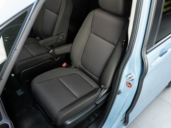 2020 Honda Freed II Рестайлинг, синий, 1699000 рублей - вид 15