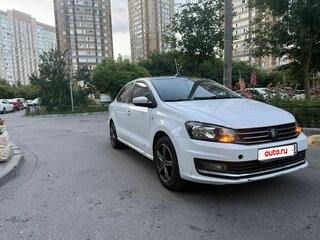 2015 Volkswagen Polo V Рестайлинг, белый, 550000 рублей, вид 4