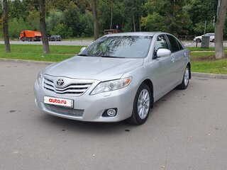 2011 Toyota Camry VI (XV40) Рестайлинг, серебристый, 1050000 рублей, вид 1