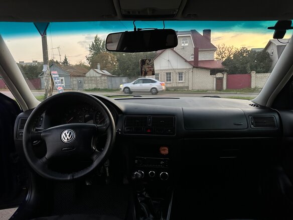 1998 Volkswagen Golf IV, синий, 225000 рублей - вид 8
