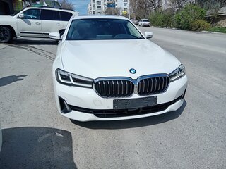 2022 BMW 5 серии 520d VII (G30/G31/G38) Рестайлинг, белый, 5154444 рублей, вид 5