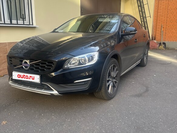 2018 Volvo S60 Cross Country, чёрный, 1850000 рублей