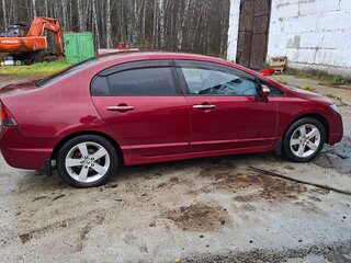 2007 Honda Civic VIII, красный, 750000 рублей, вид 5