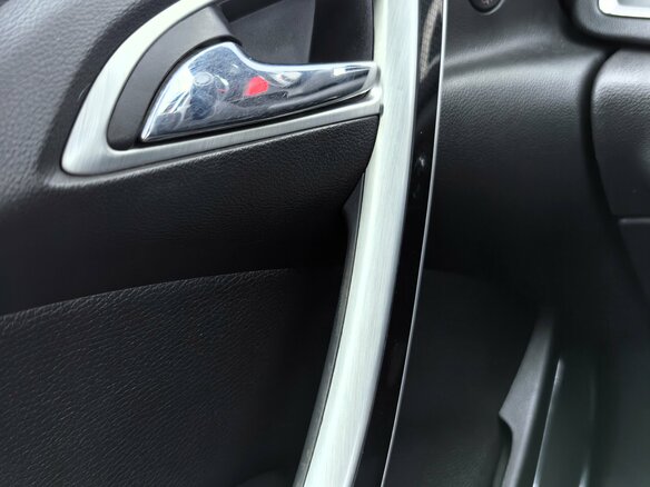 2012 Opel Astra GTC J Рестайлинг, жёлтый - вид 19