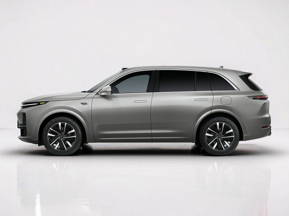 2025 Li Auto (Lixiang) L7 42.8 kWh I Рестайлинг, серебристый - вид 1