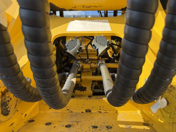 2017 Komatsu PC300, жёлтый, 7700000 рублей - вид 20