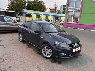 2018 Volkswagen Polo V Рестайлинг, серый, 690000 рублей, вид 4