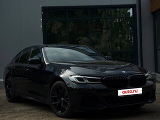 2021 BMW 5 серии 520d xDrive VII (G30/G31/G38) Рестайлинг, чёрный, 4600000 рублей, вид 3