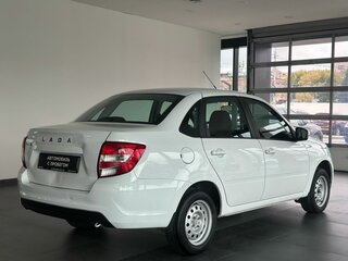 2024 Lada (ВАЗ) Granta I Рестайлинг, белый, 772000 рублей, вид 4