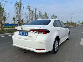 2022 Toyota Corolla XII (E210), белый, 1300000 рублей, вид 4