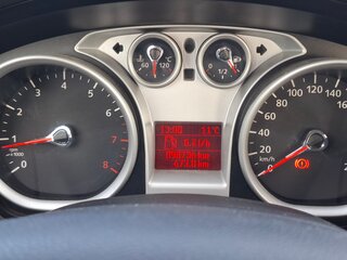 2010 Ford Focus II Рестайлинг, фиолетовый, 800000 рублей, вид 5