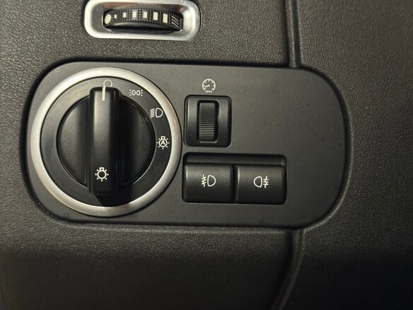2009 Land Rover Discovery IV, синий, 1580000 рублей - вид 18