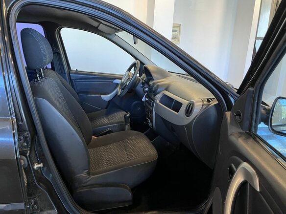 2011 Renault Logan I Рестайлинг, чёрный, 270000 рублей - вид 25