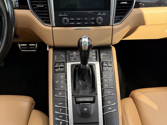 2017 Porsche Macan S Diesel I, коричневый, 3850000 рублей - вид 20