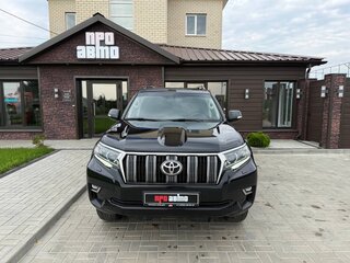 2020 Toyota Land Cruiser Prado 150 Series Рестайлинг 2, чёрный, 4150000 рублей, вид 3