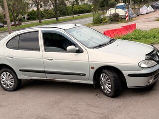 2003 Renault Megane I Рестайлинг, серебристый, 190000 рублей, вид 3