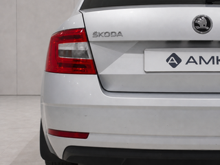 2019 Skoda Octavia III (A7) Рестайлинг, серебристый, 1368218 рублей, вид 5