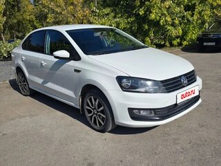 2018 Volkswagen Polo V Рестайлинг, белый, 1480000 рублей, вид 3