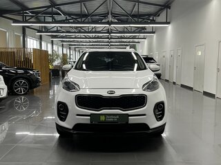 2018 Kia Sportage IV, белый, 1740000 рублей, вид 3
