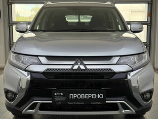 2018 Mitsubishi Outlander III Рестайлинг 3, серебристый, 2470000 рублей, вид 2