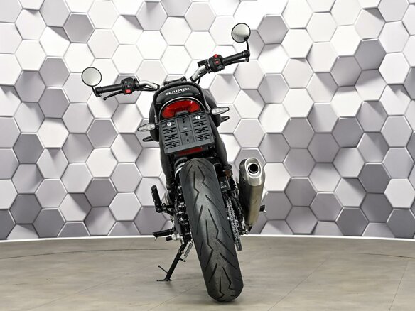 2023 Triumph Speed 400, красный, 625000 рублей - вид 5