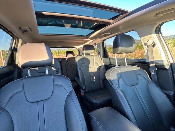 2022 Kia Sorento IV, белый, 3990000 рублей - вид 17