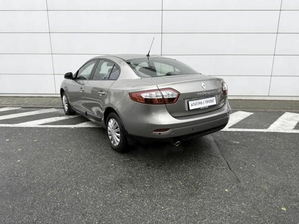 2011 Renault Fluence I, бежевый, 990000 рублей - вид 6