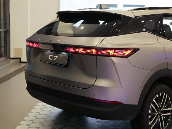 2026 Omoda C7, серый, 3499000 рублей - вид 13