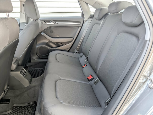 2019 Audi A3 III (8V) Рестайлинг, серый, 2375000 рублей - вид 10