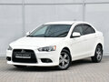 2011 Mitsubishi Lancer X Рестайлинг, белый - вид 1