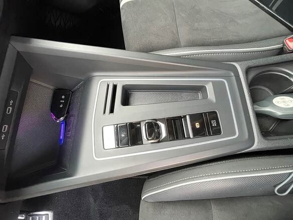 2023 Volkswagen Golf VIII, серый, 1884000 рублей - вид 11