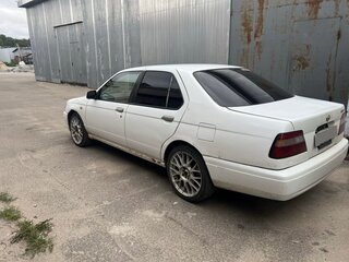 1996 Nissan Bluebird SR18 XI (U14), белый, 180000 рублей, вид 5