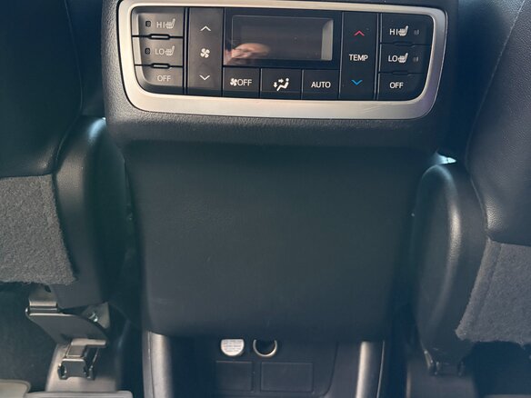 2017 Toyota Highlander III (XU50) Рестайлинг, чёрный, 2550000 рублей - вид 33