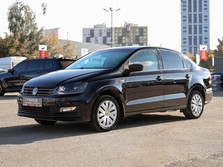 2015 Volkswagen Polo V, чёрный, 859000 рублей, вид 2