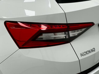 2020 Skoda Kodiaq I, белый, 1899000 рублей, вид 5