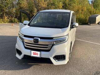 2021 Honda Stepwgn V Рестайлинг, белый, 2600000 рублей, вид 1