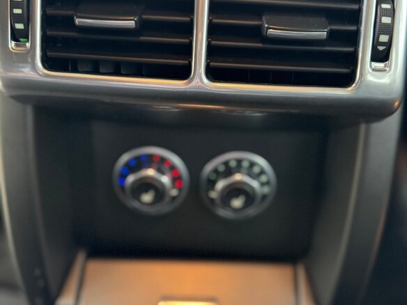 2010 Land Rover Range Rover Supercharged III Рестайлинг 2, чёрный - вид 17