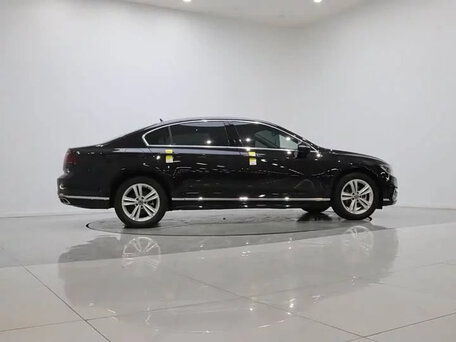 2025 Volkswagen Magotan B8 Рестайлинг, чёрный, 1819000 рублей, вид 4
