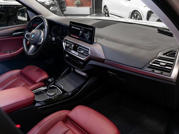 2022 BMW X3 30i xDrive III (G01) Рестайлинг, белый, 5650000 рублей - вид 28