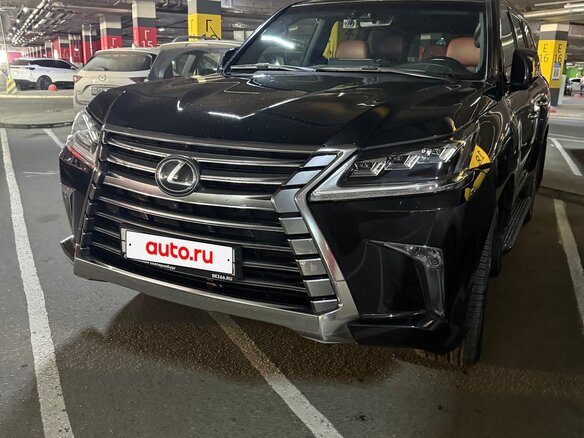 2016 Lexus LX 570 III Рестайлинг 2, чёрный, 6950000 рублей - вид 2