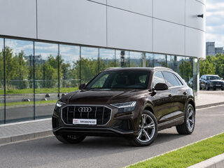 2019 Audi Q8 55 TFSI I (4M), коричневый, 5398720 рублей, вид 1