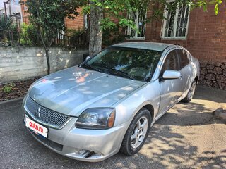2008 Mitsubishi Galant IX Рестайлинг 2, серебристый, 440000 рублей, вид 1